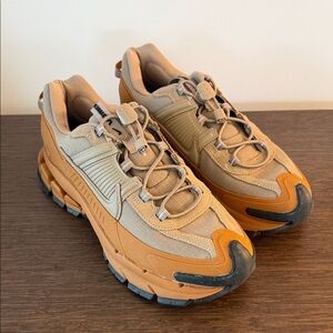 Nike Women’s Zoom Vomero Roam Sneakers